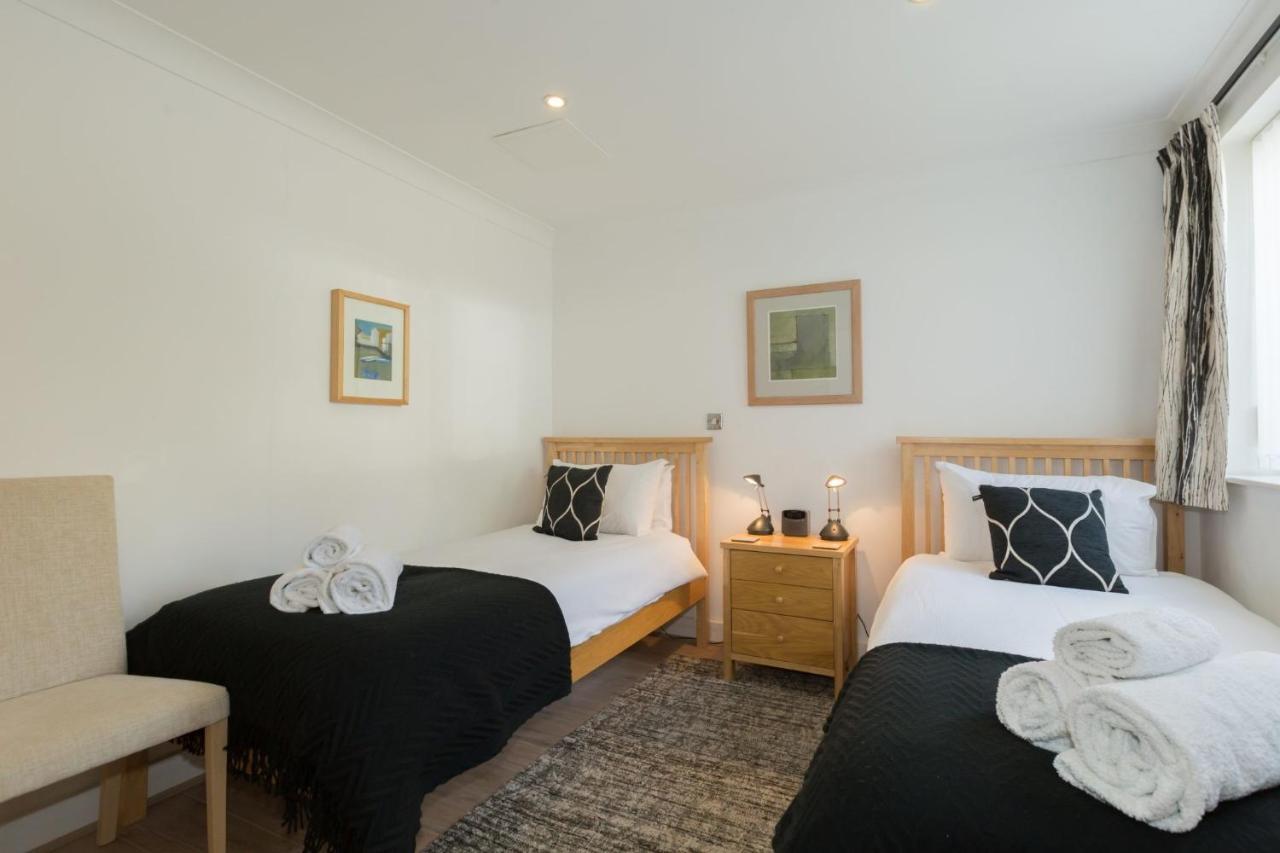 The Point Villa St. Ives Exterior photo
